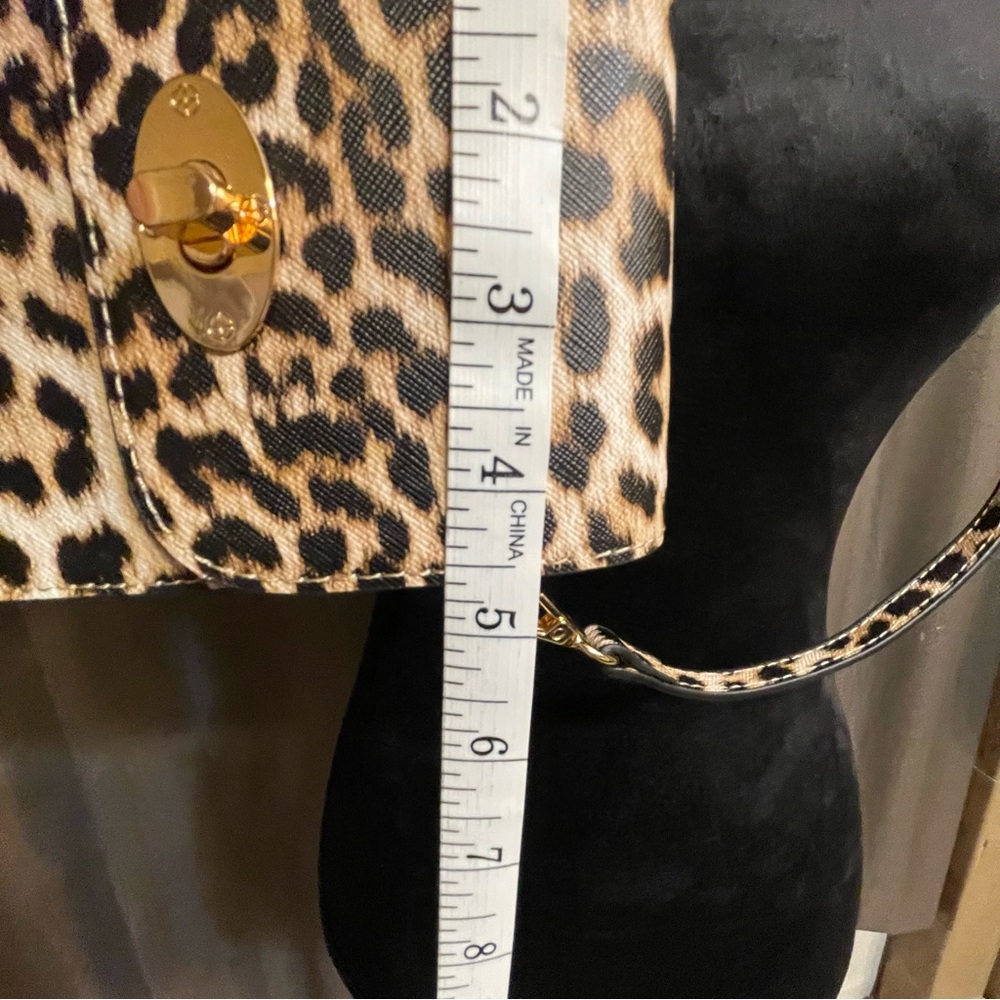 NWOT Leopard print vegan leather crossbody purse Cracker Barrel - Picture 10 of 10